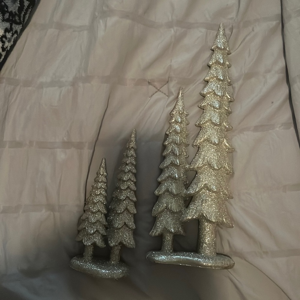 sparkly Christmas tree set